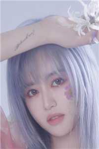 这哪里是高中生