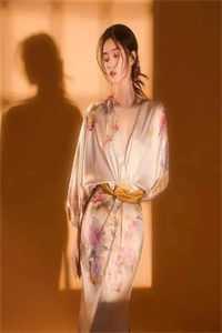 浮世清欢红尘尽免费